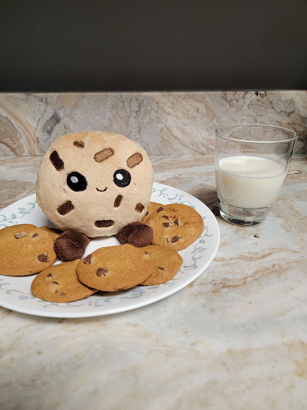 Thumbnail: Little Cookie plush 