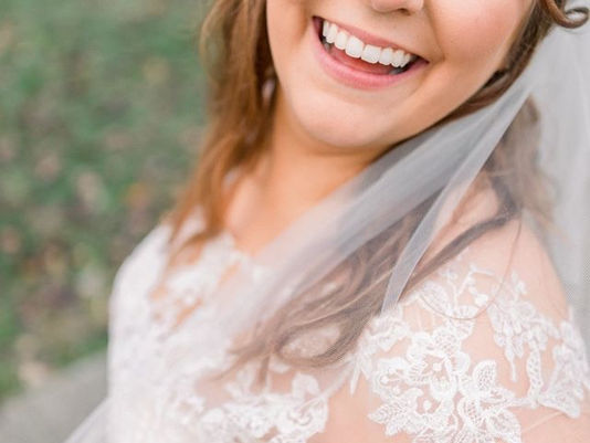 Real Mia Grace Bride: Wedding of Lisa and Justin