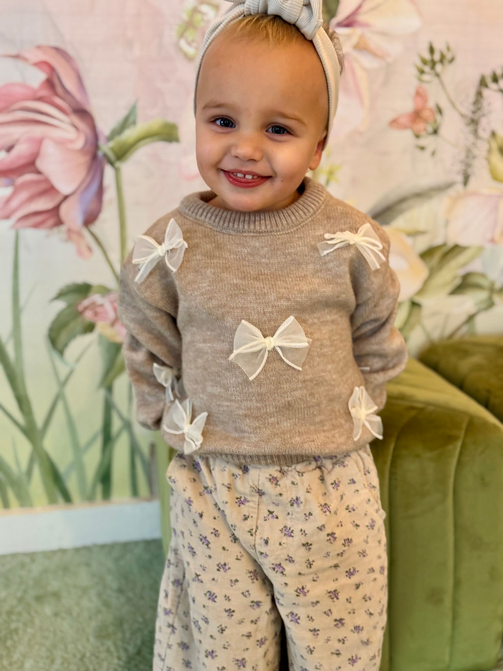 Thumbnail: Bow Knitted Sweater