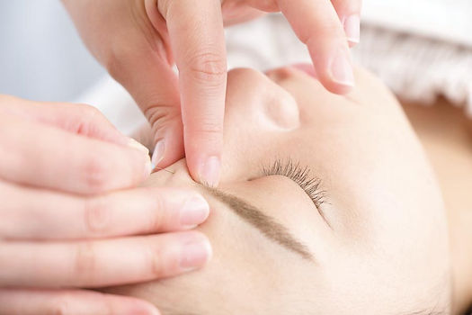 acupuncture face shutterstock_1638746104