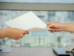 Pienyrittäjä: Näin vältät kalliit sopimusvirheet