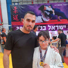 אליפות ישראל בג'ודו 2022 משפחת הג'ודו - יעלי סימון מדליית זהב.jpg