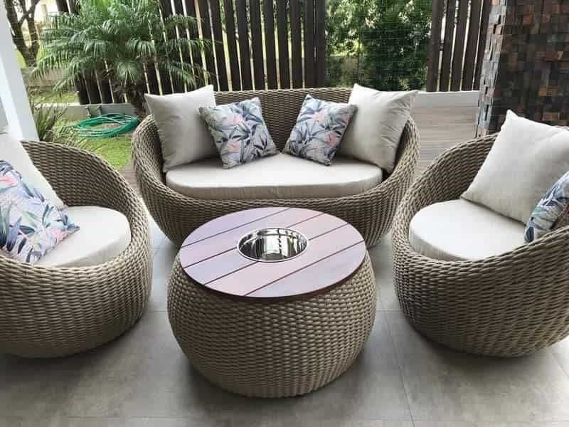 Poltrona em alumínio e corda náutica para varanda, sacada, área externa e área gourmet.
Móveis para área externa