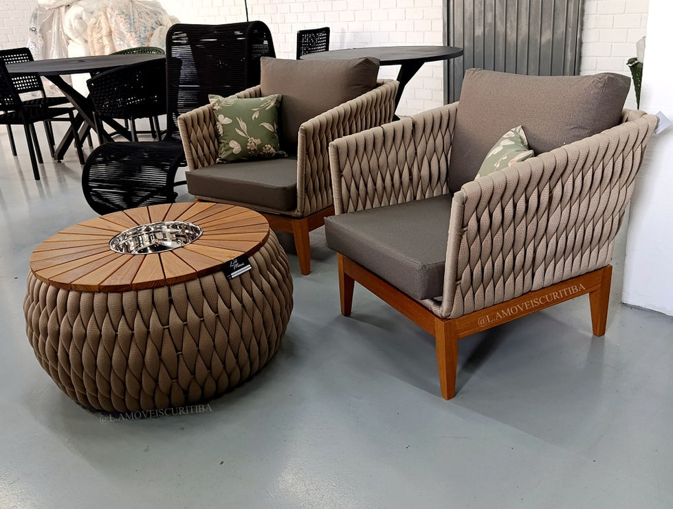 Conjunto Sofá e poltrona em alumínio e corda náutica com detalhes em madeira para varanda, sacada e área externa.
Móveis para área externa