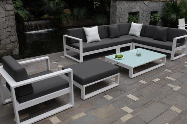 Conjunto Sofa e poltrona para área externa.