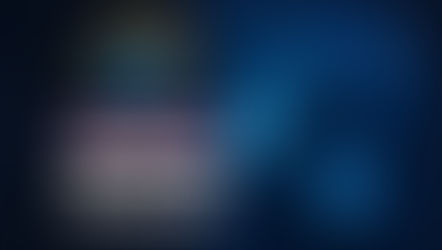 Arte da Onda Encantada do Macaco Azul — 11ª Onda do Tzolkin. Representação mística do Macaco segurando cristal e Tzolkin, com palavras-chave Ilusão, Magia e Brincar. Imagem simbólica para conteúdos sobre a Lei do Tempo, Sincronário das 13 Luas, José Argüelles e os 20 Selos Solares.