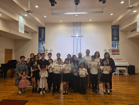 할렐루야 제 78기 고센 한국학교 종강 예배 드리며,........"삶의 방향이 그 사람의 인생을 결정합니다" 엘리멜렉과 그 가족들이 하나님 없는 곳으로 이사와 가정이 무너짐을 당하였네....