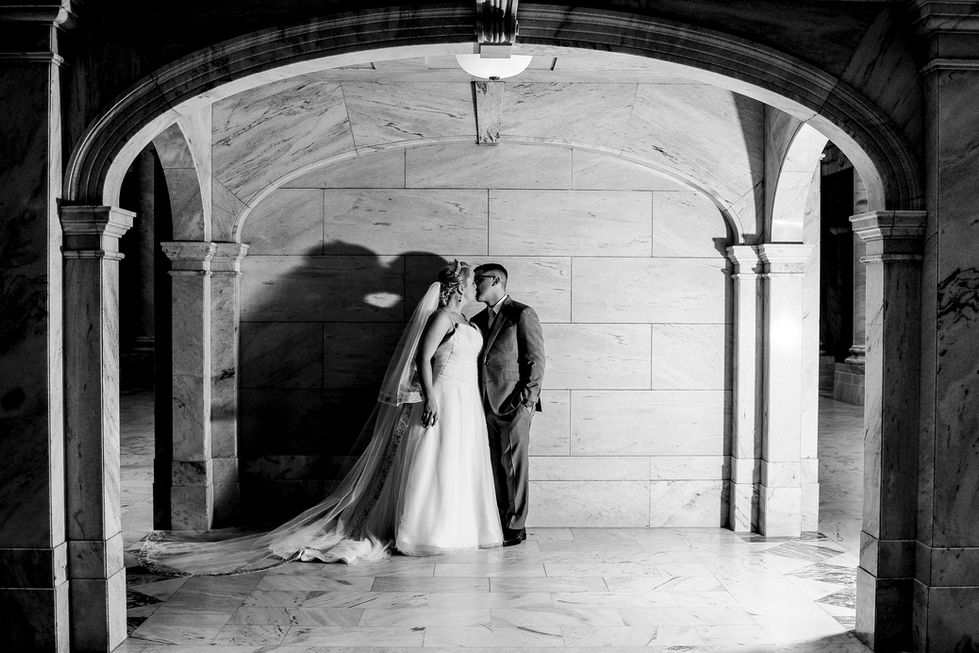 utah-state-capitol utah-bride utah-wedding-photographer salt-lake-city-photographer (14).j