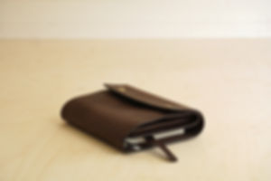 handmade hand stitched A5 notebook cover. full grain, vegetable tanned italian.