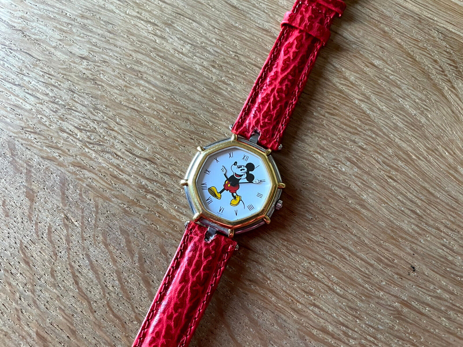 Gérald Genta Octogono Mickey Steel & Gold