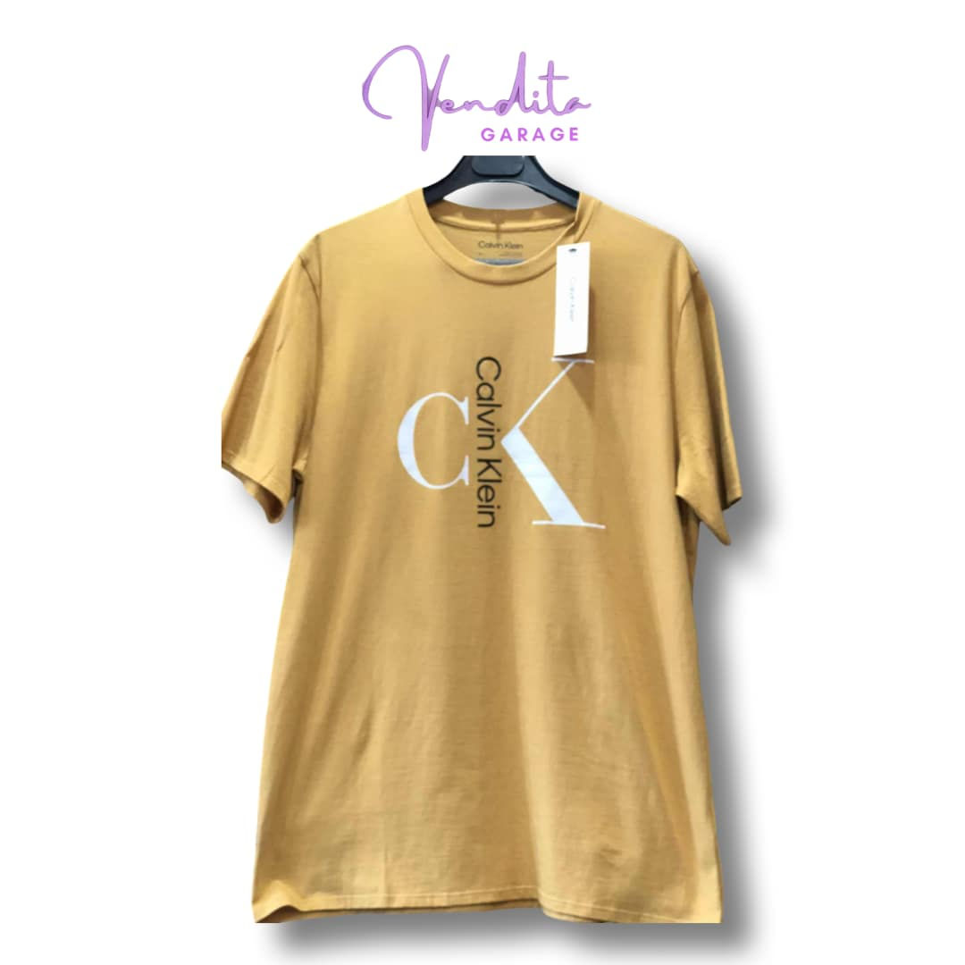 Calvin Klein T Shirt