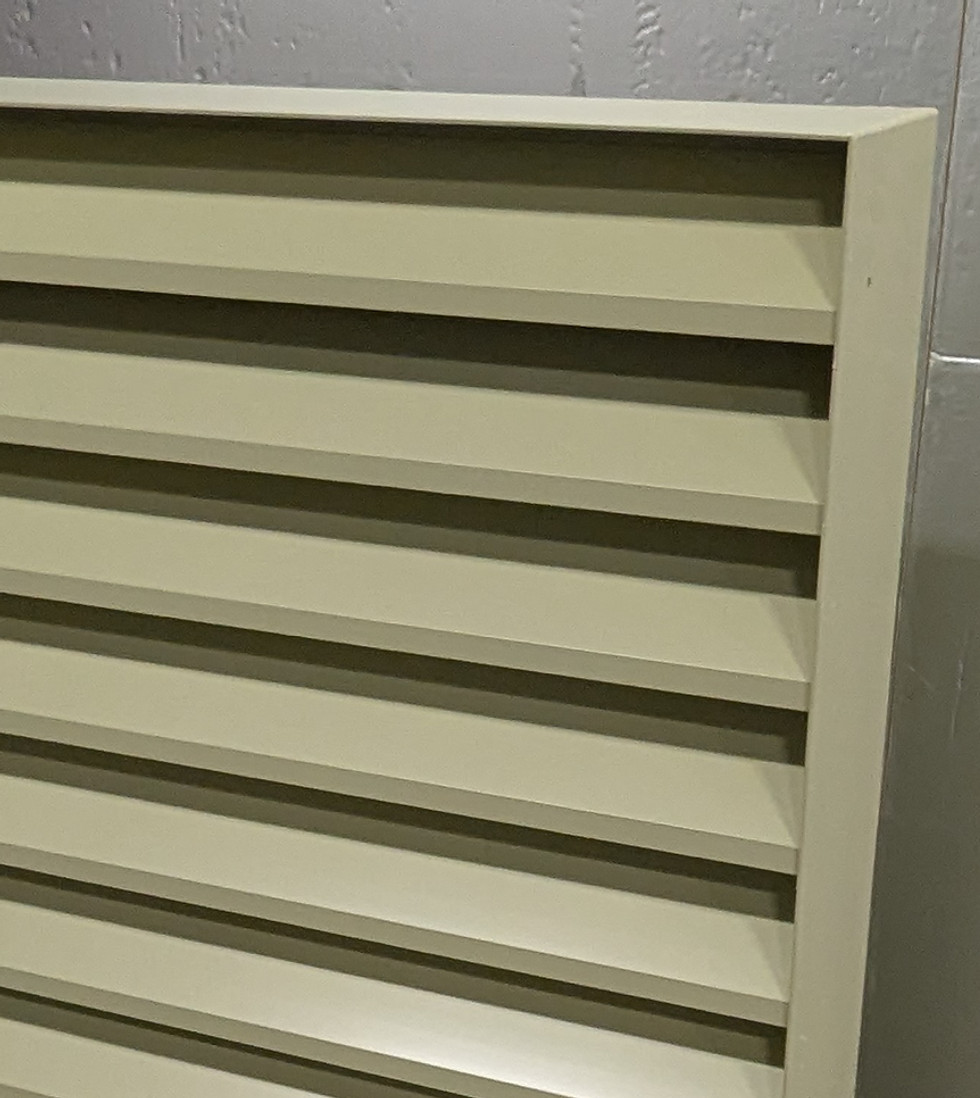 WL75 Double Bank Louvre jamb view - Polyester Powder Coated