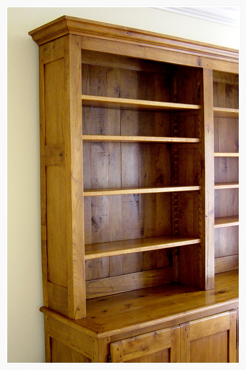 Book case 0010