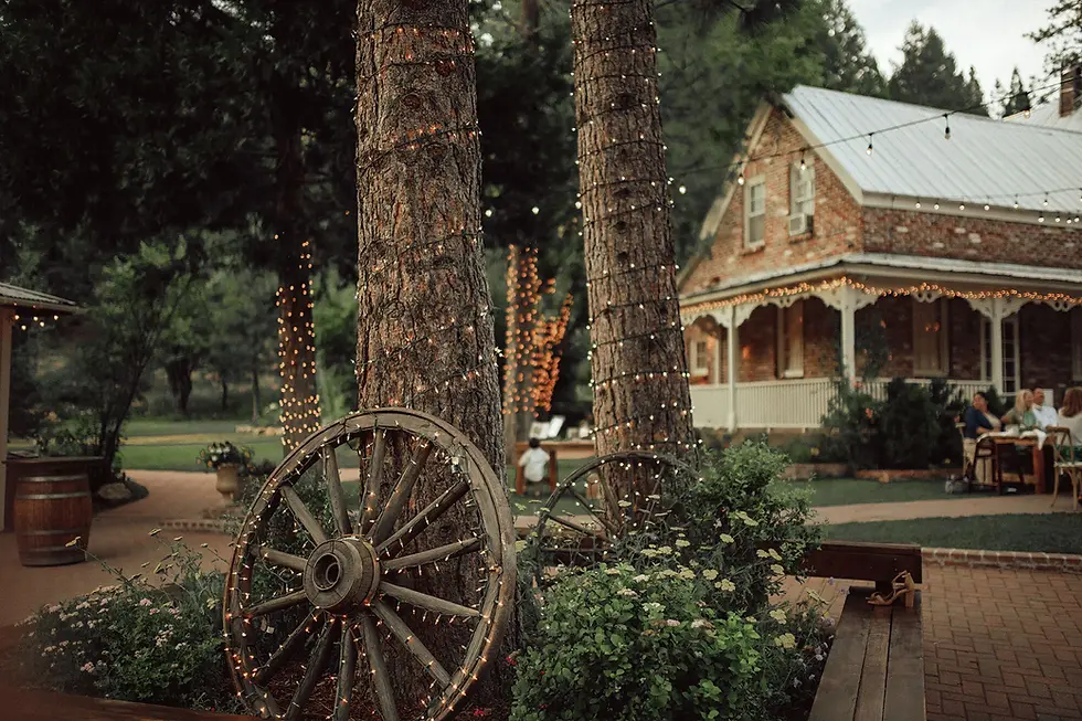 twenty-mile-house-wedding-venue-jessicatrevor-accommodations-while-you-are-here-relating-l