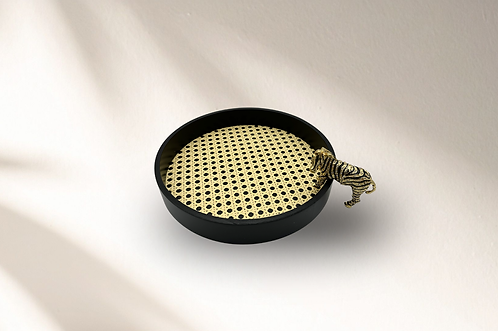Solihiya Pattern Background Rattan Solihiya Tray - Black | HARA