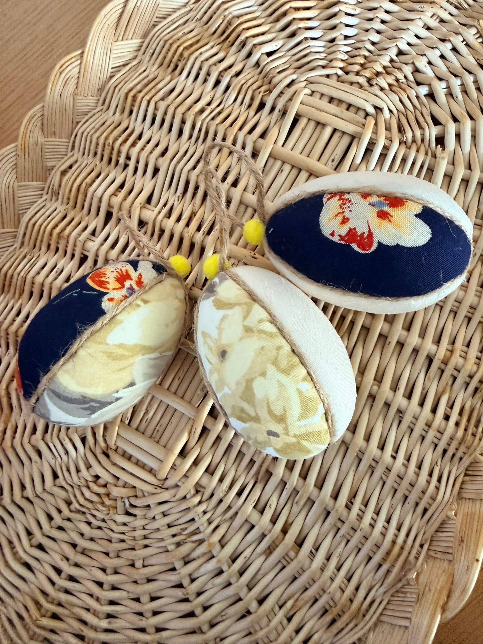 Bag of 3 Easter Baubles - Navy/Yellow