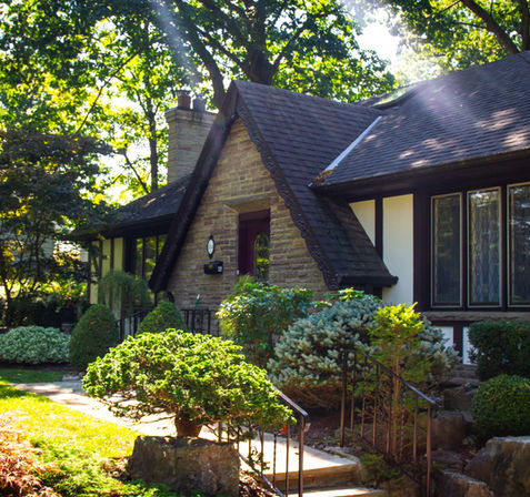 Exterior repaint of an old home in the Port Credit neighbourhood. Our team scraped off the old loose paint, sanded down the ridges, primed the trim and applied 2 coats of latex paint