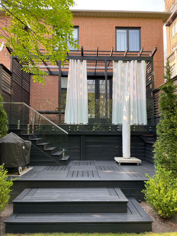 Repaint of a deck using durable high-performance urethane paint - Forest Hill, Toronto