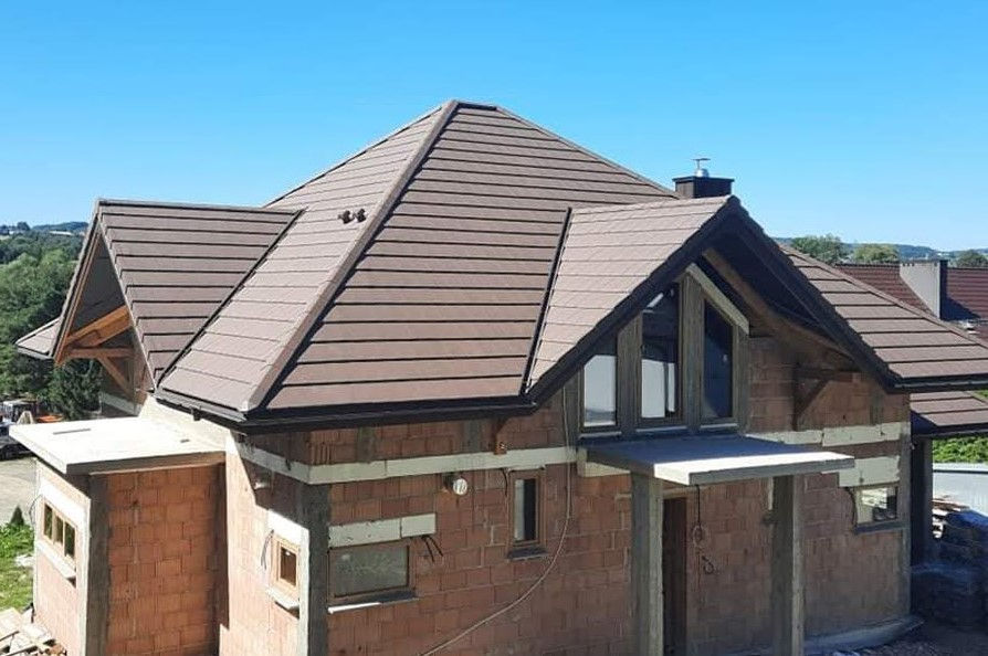 Thumbnail: Planum Brown Low Pitch Roof Tile
