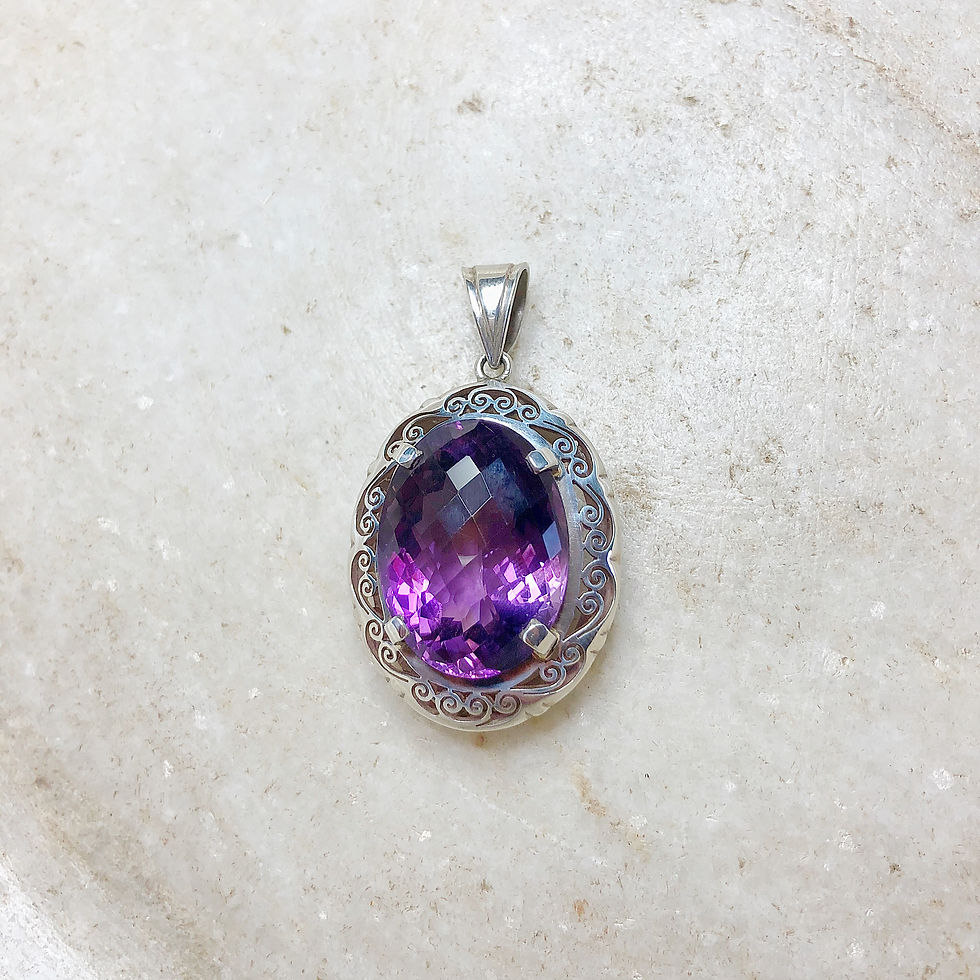 Thumbnail: Amethyst jali work silver pendant
