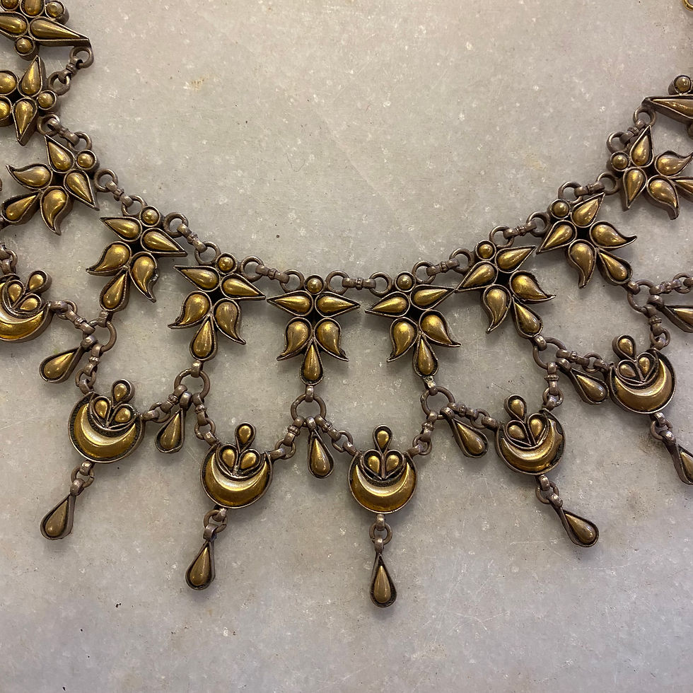 Thumbnail: Tribal gold necklace