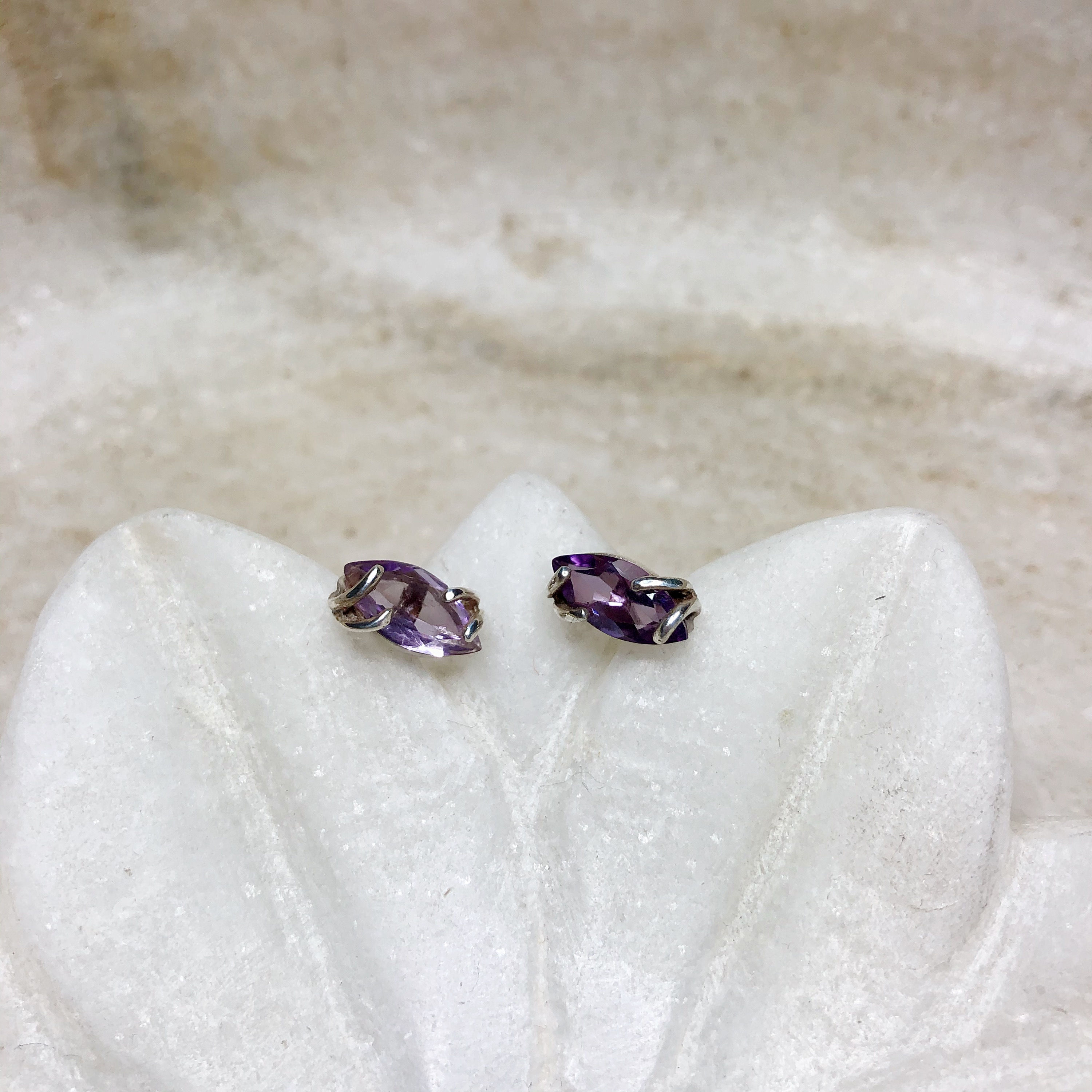 Elegant oval amethyst silver stud earrings