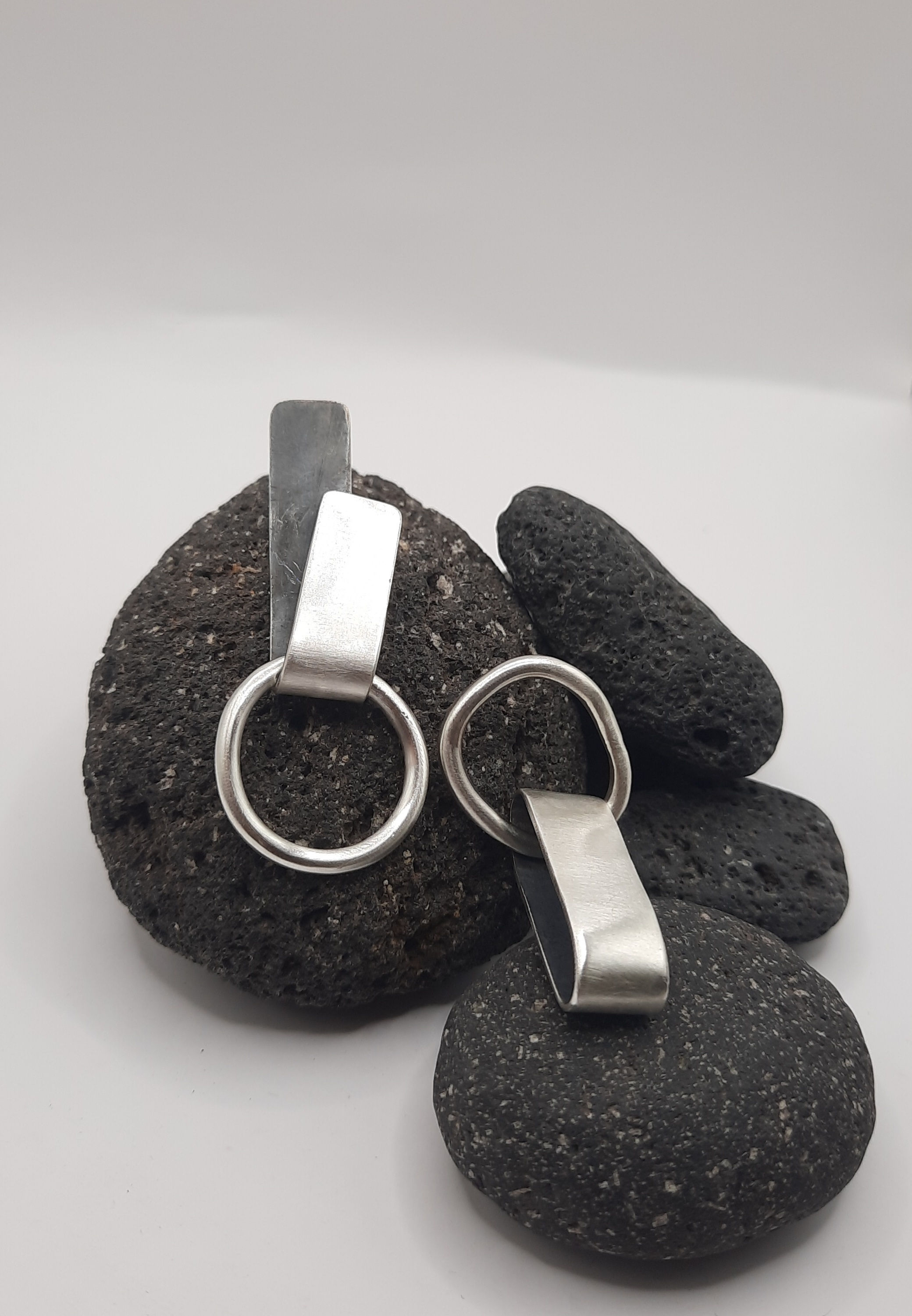 Knocker earrings