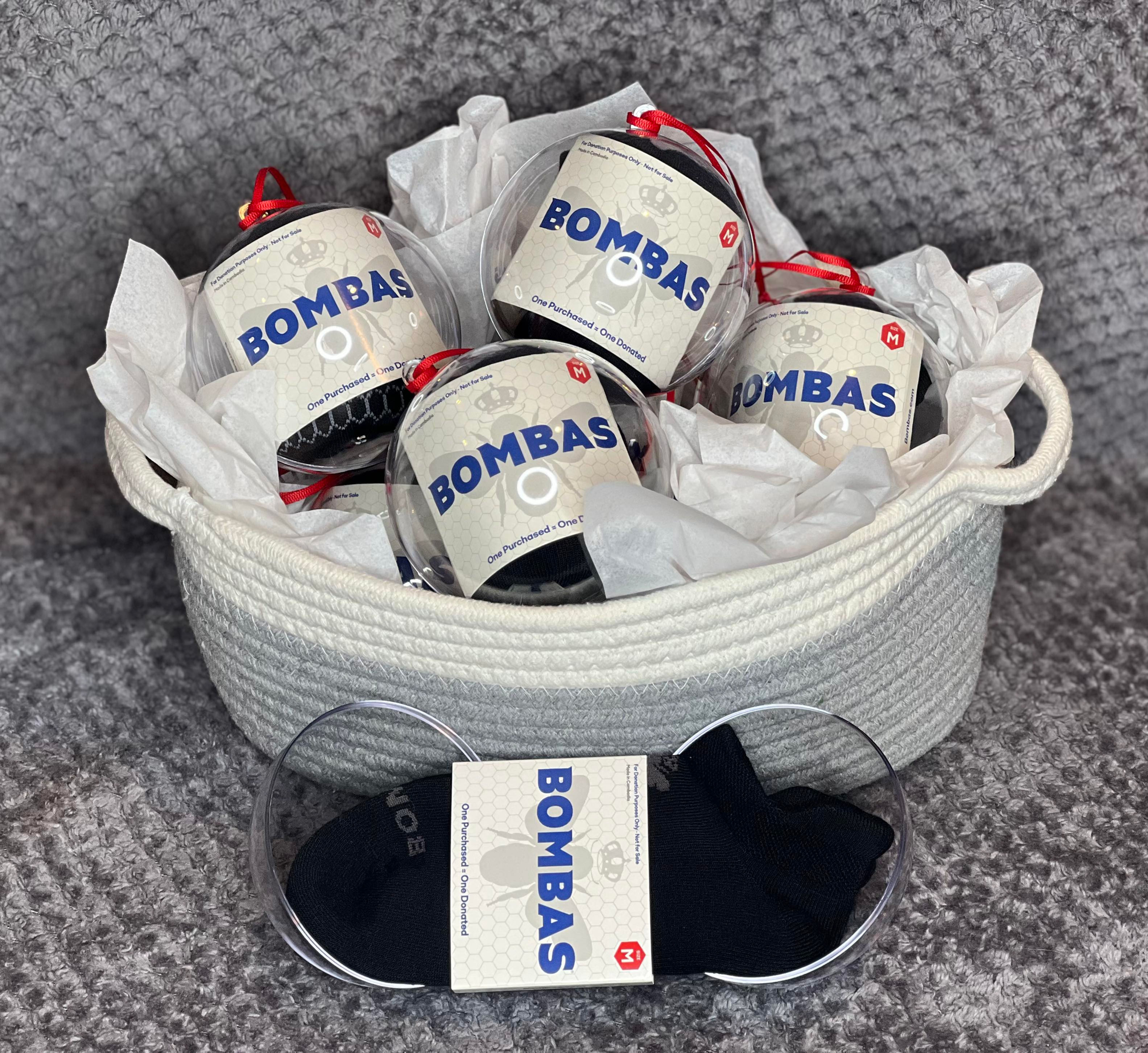Bombas Holiday Sock Basket - 8 Pairs (Size M)