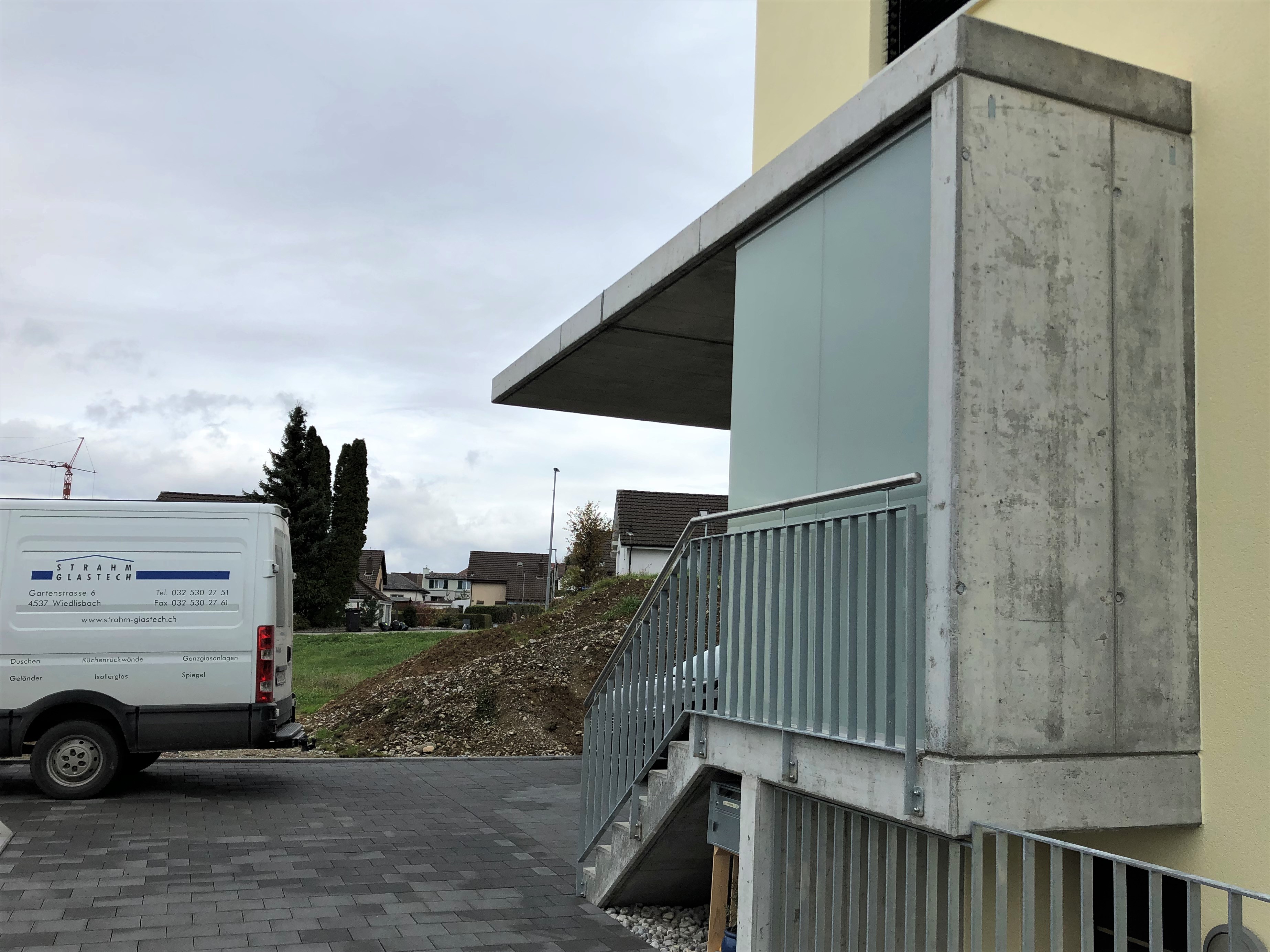 Sicht- und Wetterschutz