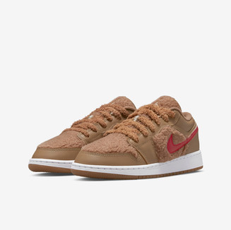 air-jordan-1-low-big-kids-shoes-x34W2W (1).jpeg