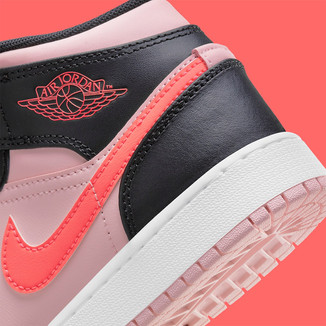 air-jordan-1-mid-gs-black-pink-crimson-554725-604-7.jpeg