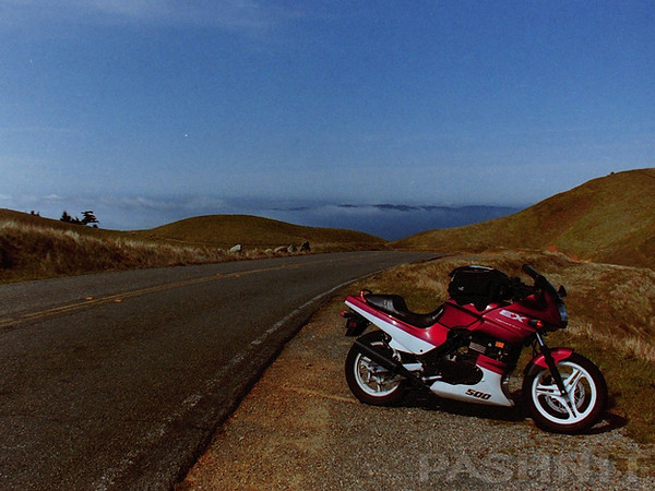 Kawasaki Ninja EX500 on Bolinas Ridge