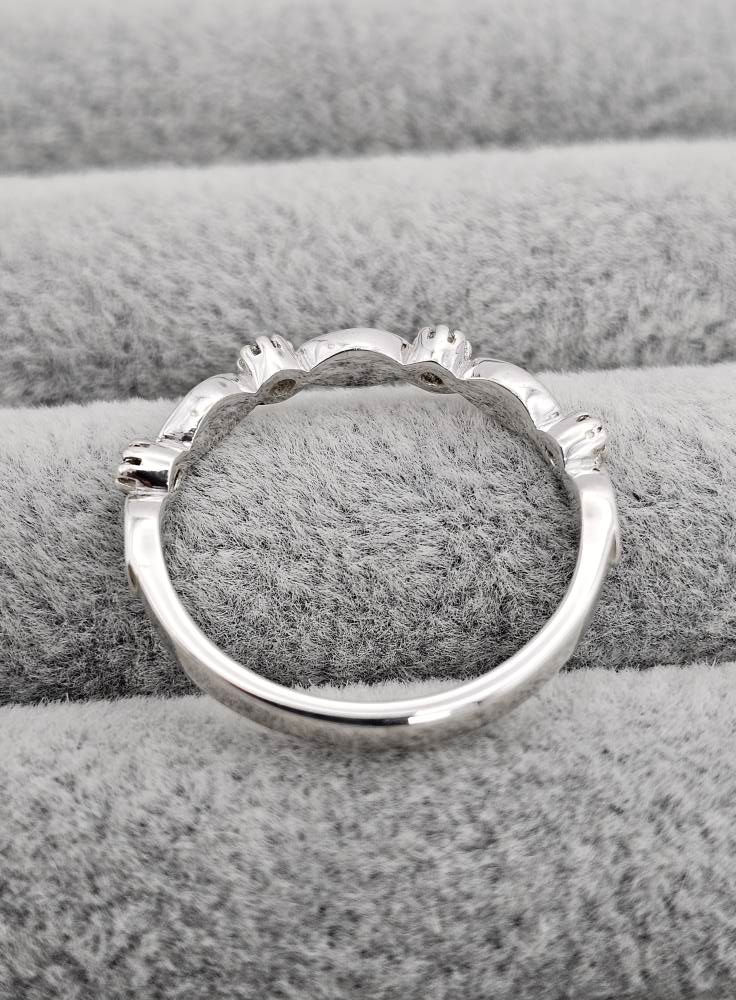 Thumbnail: 'Chloe' Ring