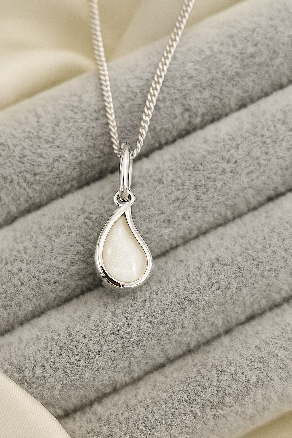 'Milkdrop' Pendant