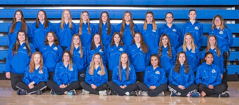 girls track group.jpg