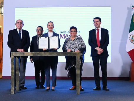 Presidenta Claudia Sheinbaum firma acuerdo que reconoce como crimen de lesa humanidad la matanza estudiantil del 2 de octubre de 1968