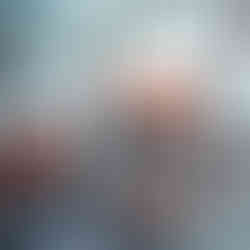 實習生房間,長185cm X 闊65cm的床是唯一的私人空間。