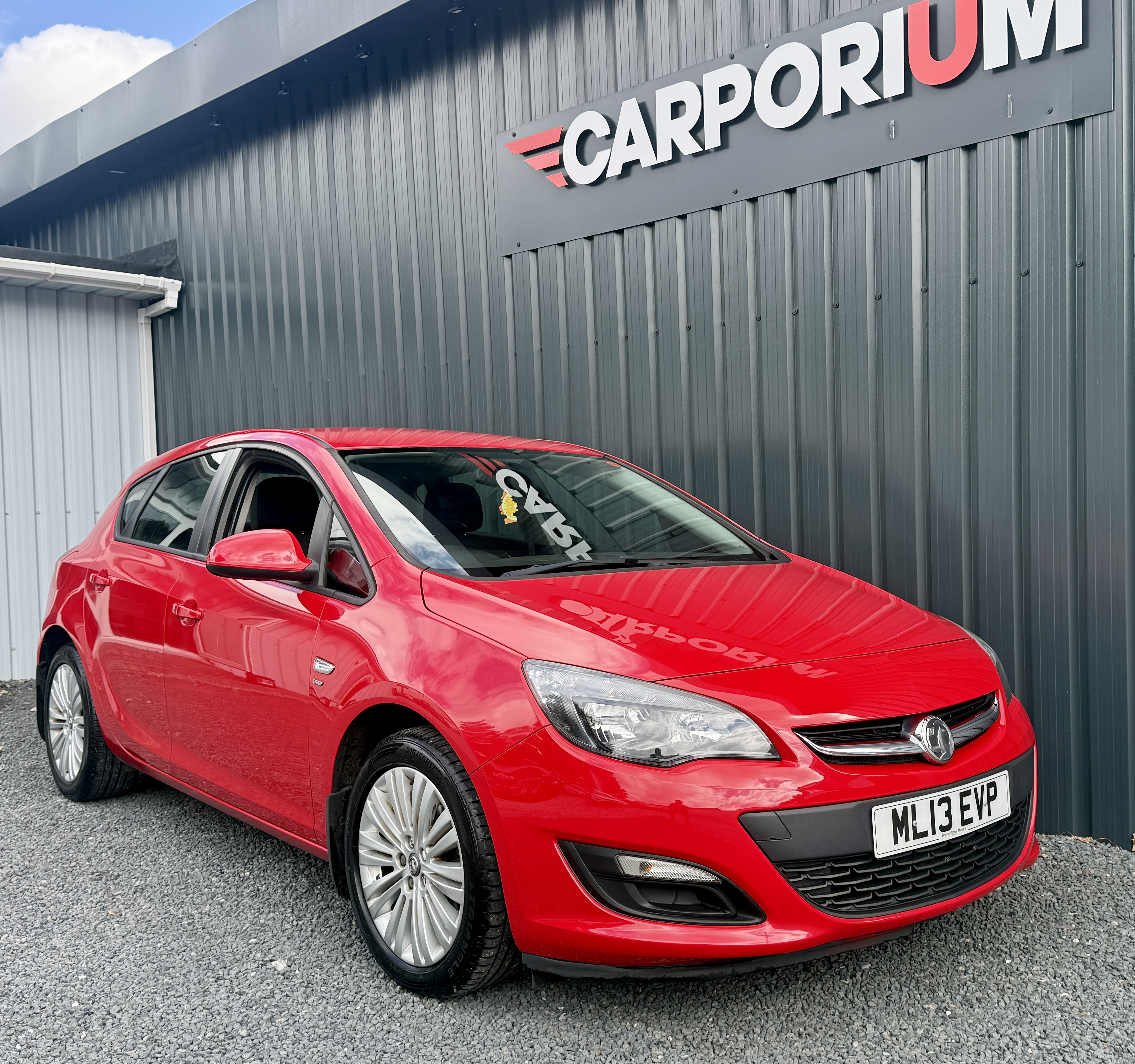 2013 Vauxhall Astra