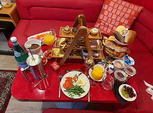Desayuno con champán AYNIL