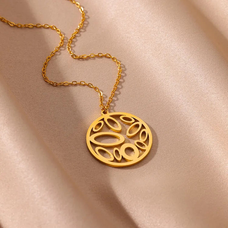Thumbnail: Illusion Necklace 