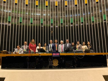 Daniel Almeida recebe chineses para tratar de investimentos no Brasil