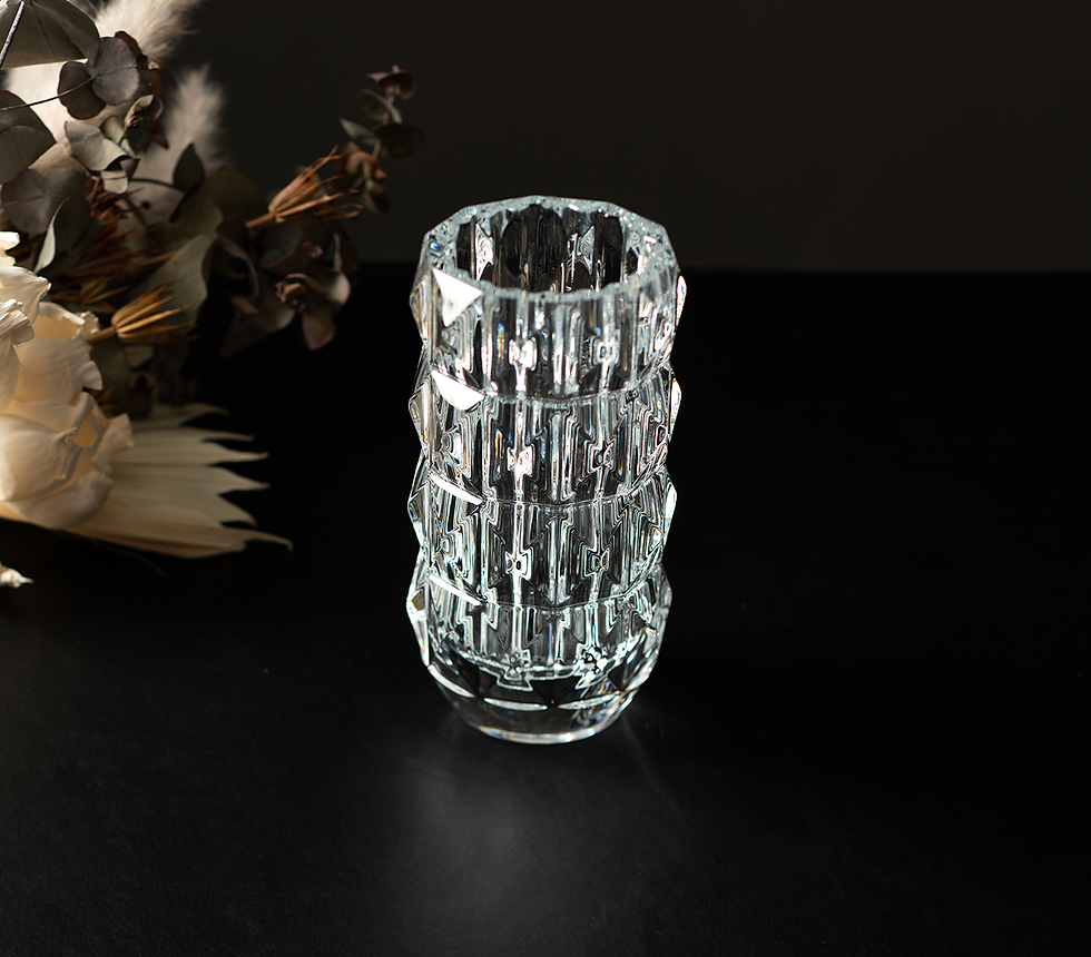 サムネイル： バカラ,baccarat,ルクソール,花瓶,ベース,フラワーベース,プレゼント,ギフト,高級,ブランド,正規品,ホールインワン,法人記念品,プレゼント,名前,刻印,彫刻,誕生日,クリスマス,お祝い,還暦,長寿