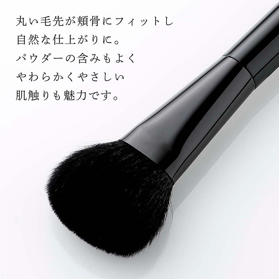 サムネイル： 正規店入荷,名入れ代込,CHANEL,シャネル,パンソー,ブラッシュN°110,名入れ,彫刻,刻印,誕生日,母の日,ギフト,プレゼント,記念日,記念品,お祝い,正規品,高級,ブランド,ブラシ,メイク,メイクブラシ,フェイスブラシ,チークブラシ,コスメ