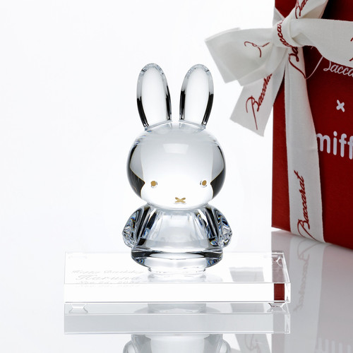 【M.K】バカラ　ミッフィー クリスタル製の「バカラ ミッフィー」が発売、目や口は金彩で表現