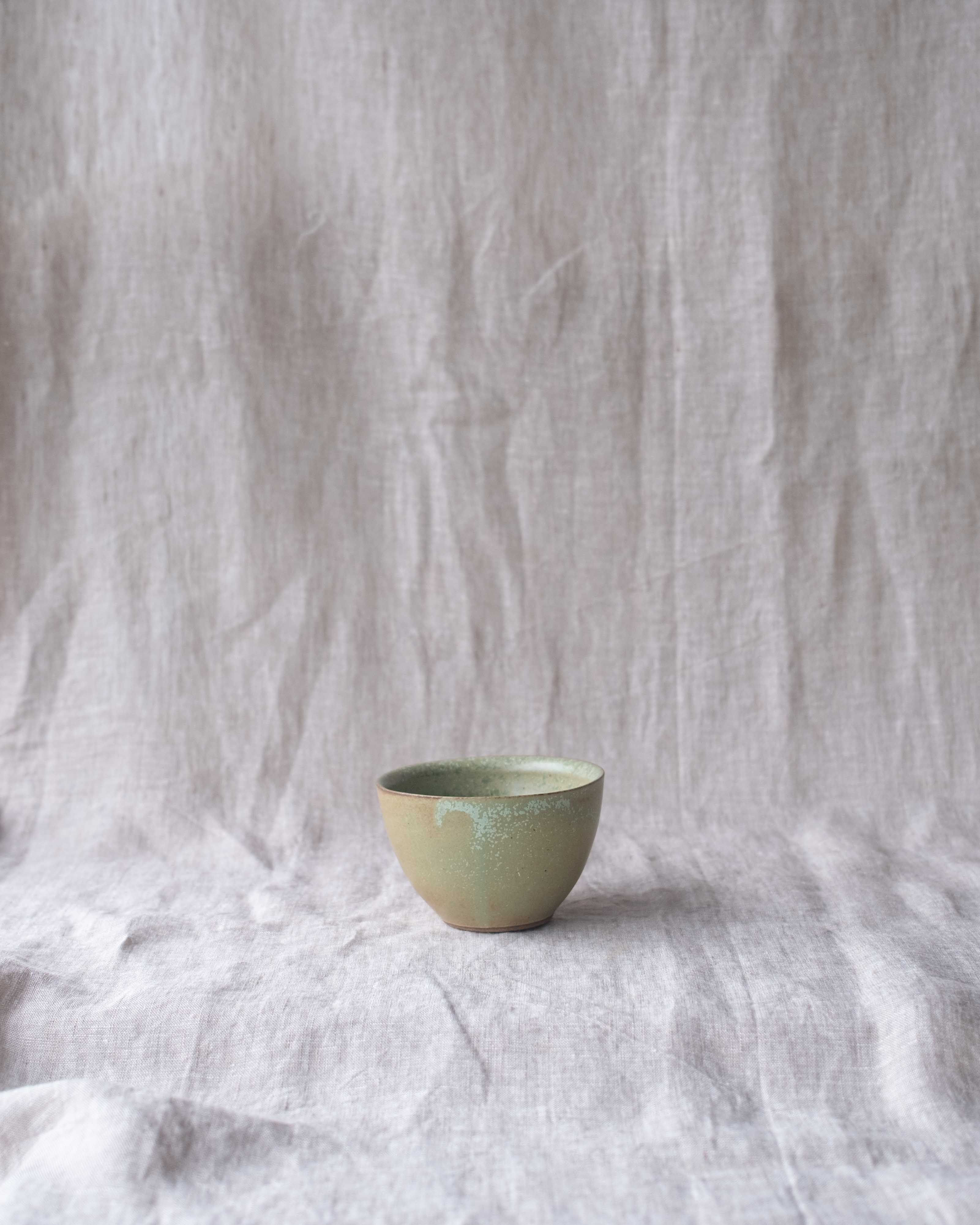 Medium cup - green