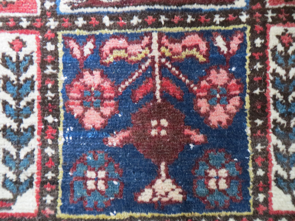 Thumbnail: 7 x 10 Persian Bakhtiari Hand Knotted Rug