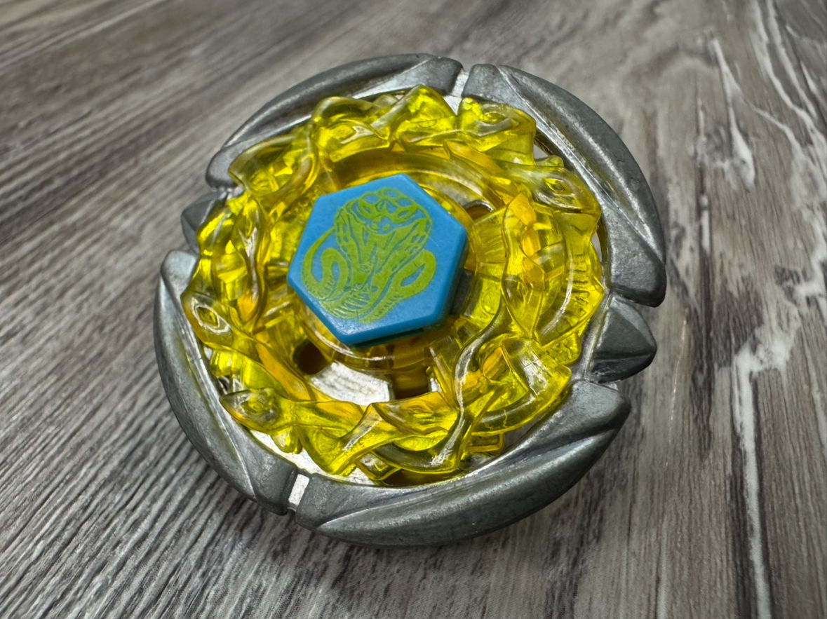 Beyblade Metal Masters Flame Serpent SW145F Yellow