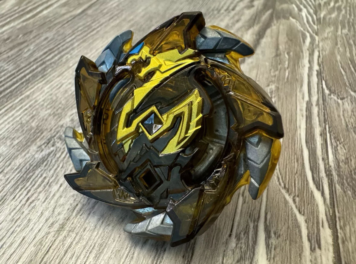 Beyblade Burst Cho-Z B-125 Hell Salamander Gravity Yielding Brown