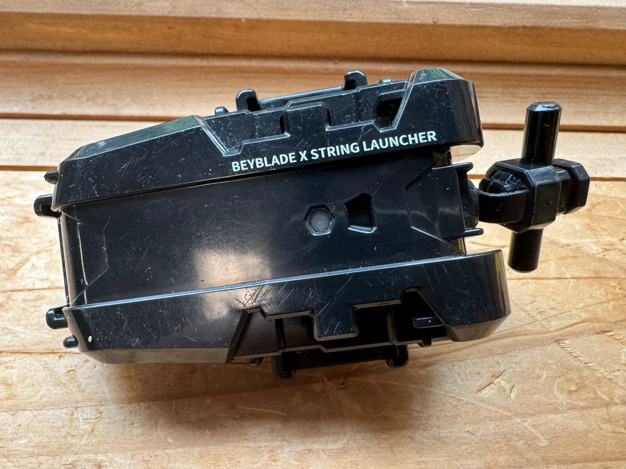 Takara Tomy Beyblade X BX-13 Black String Launcher (Right Spin)