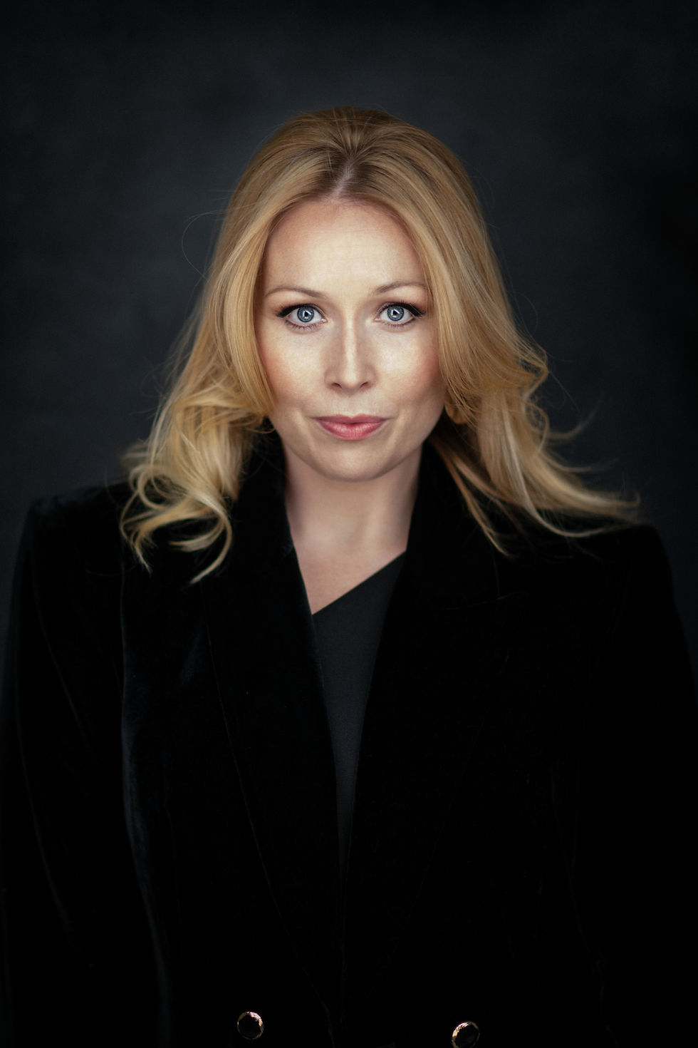 Headshot 3